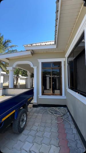 Nyumba ya vyumba vitatu inapangishwa Ununio Beach, Dar Es Salaam
