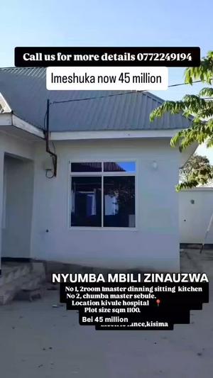 Nyumba ya vyumba vitatu inauzwa Kivule, Dar Es Salaam (1100 sqm)