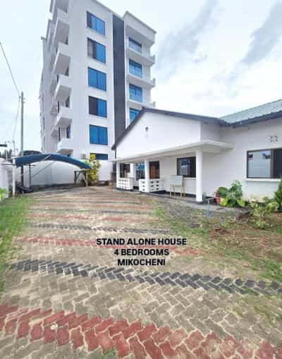 Nyumba ya vyumba vinne inapangishwa Mikocheni, Dar Es Salaam