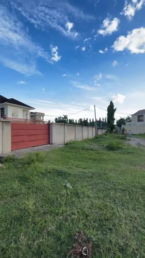 Plot for sale in Mbezi Beach, Dar Es Salaam sqm 900 Plot for sale in Mbezi Beach, Dar Es Salaam sqm 900