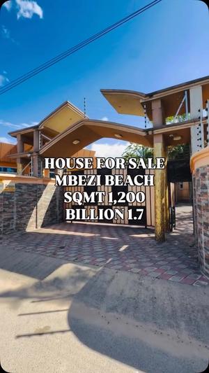 Nyumba ya vyumba 6 inauzwa Mbezi Beach, Dar Es Salaam (1200 sqm)