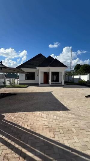 Nyumba ya vyumba vinne inauzwa Goba Lastanza, Dar Es Salaam (850 sqm)