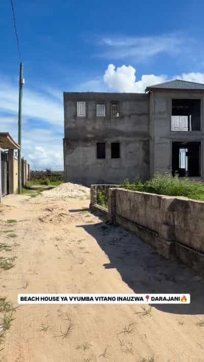 Nyumba ya vyumba vitano inauzwa Kigamboni Darajani, Dar Es Salaam (450 sqm)