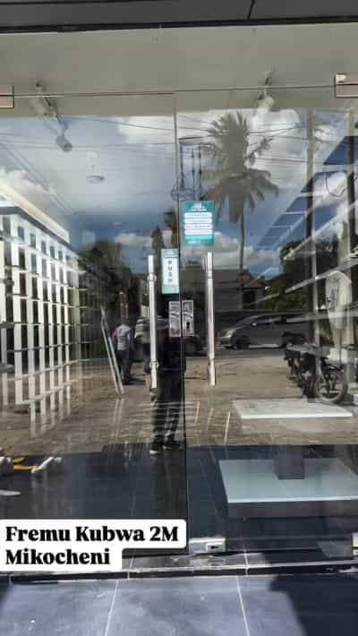 Duka linapangishwa Mikocheni, Dar Es Salaam