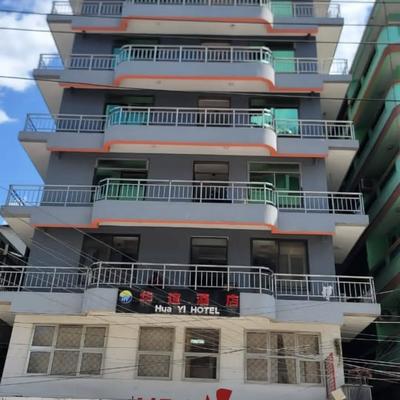 Nyumba ya vyumba 50 inauzwa Kariakoo, Dar Es Salaam