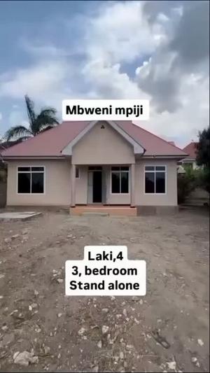 3 Bedrooms House for Rent in Mbezi Mbweni Bunju, Dar Es Salaam 3 Bedrooms House for Rent in Mbezi Mbweni Bunju, Dar Es Salaam