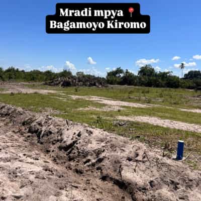 Viwanja vinauzwa Kiromo, Pwani (400 sqm)