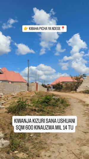 Kiwanja kinauzwa Picha Ya Ndege, Pwani sqm 630