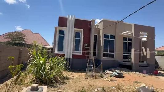 Nyumba ya vyumba vitatu inauzwa Ilazo West, Dodoma (600 sqm)