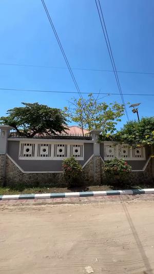 Nyumba ya vyumba vitatu inapangishwa Tegeta Kibo Complex, Dar Es Salaam Nyumba ya vyumba vitatu inapangishwa Tegeta Kibo Complex, Dar Es Salaam