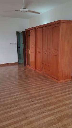 Apartment ya vyumba vitatu inapangishwa Upanga, Dar Es Salaam Apartment ya vyumba vitatu inapangishwa Upanga, Dar Es Salaam