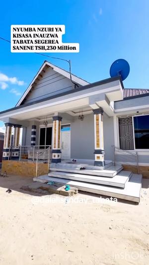 Nyumba ya vyumba vitano inauzwa Tabata Segerea Sanene, Dar Es Salaam (600 sqm) Nyumba ya vyumba vitano inauzwa Tabata Segerea Sanene, Dar Es Salaam (600 sqm)