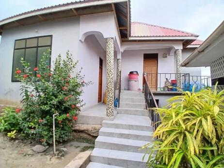 Apartment ya chumba kimoja inapangishwa Kimara Suka, Dar Es Salaam Apartment ya chumba kimoja inapangishwa Kimara Suka, Dar Es Salaam