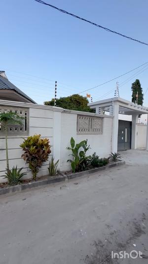 Kiwanja kinauzwa Tabata Kinyerezi Zabhika, Dar Es Salaam (380 sqm)