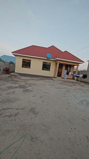 2 Bedrooms House for Rent in Chanika, Dar Es Salaam