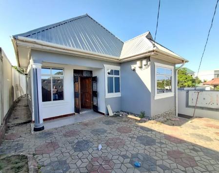 Nyumba ya vyumba vinne inapangishwa Mbezi Mwisho, Dar Es Salaam Nyumba ya vyumba vinne inapangishwa Mbezi Mwisho, Dar Es Salaam