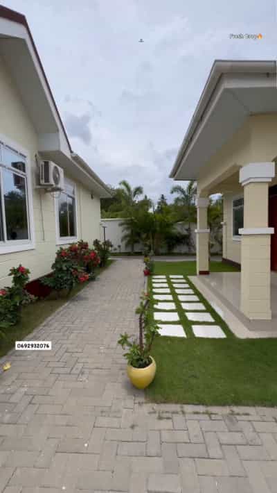 2 Bedrooms Apartment for Rent in Mbezi Beach (Makonde upande wa Juu), Dar Es Salaam