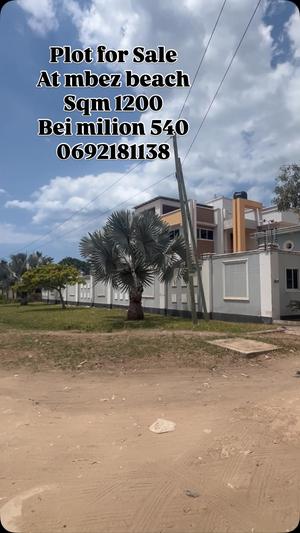 Kiwanja kinauzwa Mbezi Beach, Dar Es Salaam (1200 sqm)