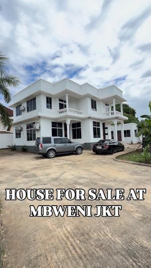 Nyumba ya vyumba vitano inauzwa Mbweni Jkt, Dar Es Salaam (1700 sqm)