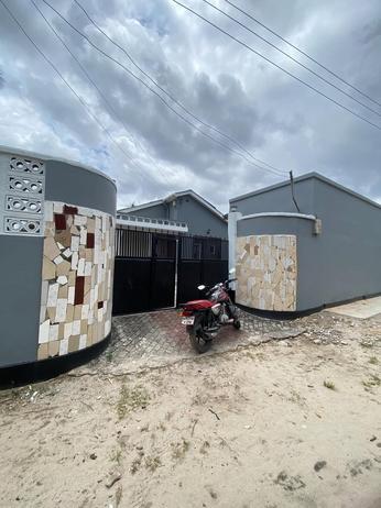 Nyumba ya vyumba vitatu inapangishwa Ukonga Mombasa, Dar Es Salaam Nyumba ya vyumba vitatu inapangishwa Ukonga Mombasa, Dar Es Salaam