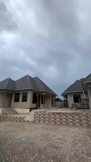 Nyumba/Apartment ya vyumba viwili inapangishwa Kimara Bucha, Dar Es Salaam Nyumba/Apartment ya vyumba viwili inapangishwa Kimara Bucha, Dar Es Salaam