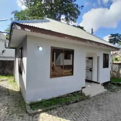 House for Rent in Uwanjani, Songwe