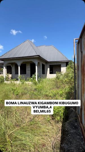 4 Bedrooms House for Sale in Mjimwema / Makibugumo, Kigamboni, Dar Es Salaam