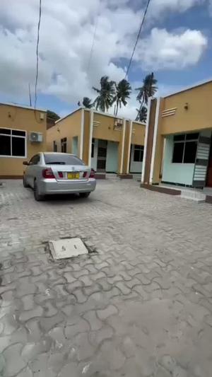 Nyumba ya chumba kimoja inapangishwa Kisiwani, Dar Es Salaam Nyumba ya chumba kimoja inapangishwa Kisiwani, Dar Es Salaam