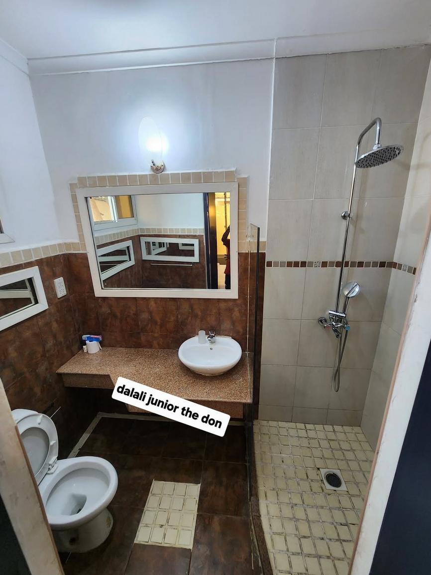 media -4