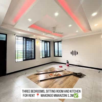 Apartment ya vyumba vitatu inapangishwa Makongo Mwanzoni, Dar Es Salaam