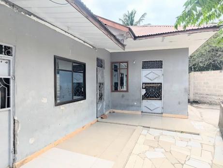 Apartment ya vyumba viwili inapangishwa Kimara Korogwe, Dar Es Salaam Apartment ya vyumba viwili inapangishwa Kimara Korogwe, Dar Es Salaam
