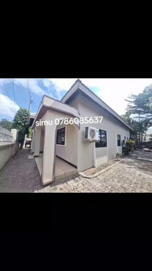 Nyumba ya vyumba vitatu inapangishwa Kimara Barut, Dar Es Salaam Nyumba ya vyumba vitatu inapangishwa Kimara Barut, Dar Es Salaam