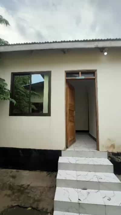 Nyumba ya chumba kimoja inapangishwa Makongo CCM, Dar Es Salaam