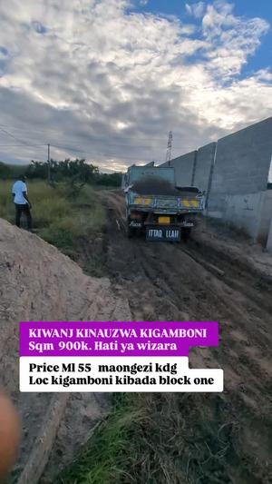 Kiwanja kinauzwa Kigamboni Kibada, Dar Es Salaam sqm 900