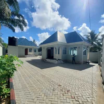 Nyumba ya vyumba viwili inauzwa Chanika, Dar Es Salaam Nyumba ya vyumba viwili inauzwa Chanika, Dar Es Salaam