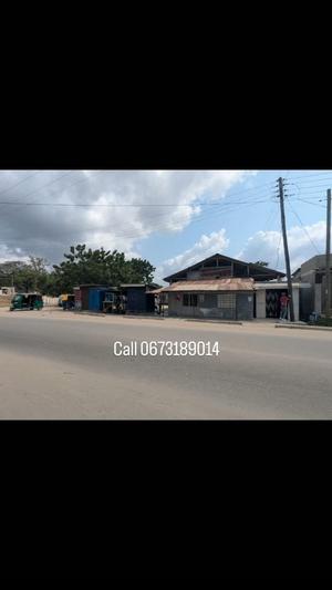 Kiwanja (Residential/Commercial) kinauzwa Kimara Temboni, Dar Es Salaam (4200 sqm) Kiwanja (Residential/Commercial) kinauzwa Kimara Temboni, Dar Es Salaam (4200 sqm)
