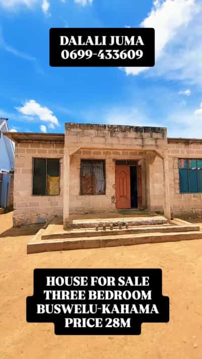 Nyumba ya vyumba vinne inauzwa BUSWELU-KAHAMA, Shinyanga (800 sqm)