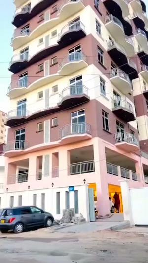 Apartment ya vyumba vitatu inauzwa Upanga, Dar Es Salaam Apartment ya vyumba vitatu inauzwa Upanga, Dar Es Salaam