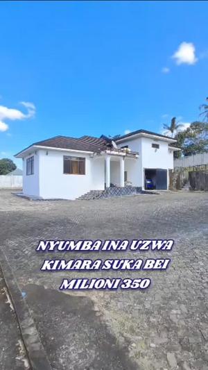 Nyumba ya vyumba vitano inauzwa Kimara Suka, Dar Es Salaam (1775 sqm)