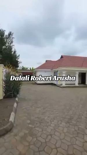 Nyumba ya vyumba vitano inapangishwa Sakina, Arusha