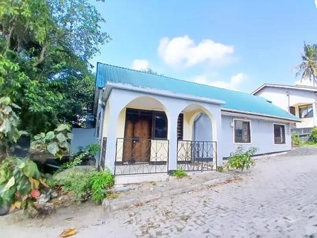 3 Bedrooms Apartment for Rent in Kimara Batuti Matete, Dar Es Salaam 3 Bedrooms Apartment for Rent in Kimara Batuti Matete, Dar Es Salaam