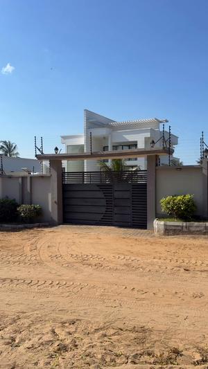 Residential Plot for Sale in Goba Makongo Road, Dar Es Salaam (550 sqm) Residential Plot for Sale in Goba Makongo Road, Dar Es Salaam (550 sqm)
