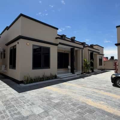 2 Bedrooms Apartment for Rent in Madale Sheratoni, Dar Es Salaam