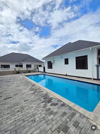 Apartment (Furnished) ya vyumba viwili inapangishwa Mikocheni, Dar Es Salaam Apartment (Furnished) ya vyumba viwili inapangishwa Mikocheni, Dar Es Salaam