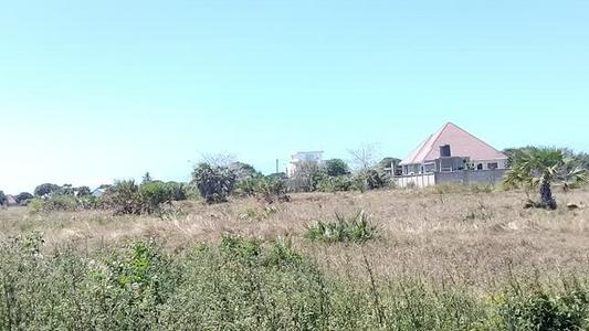 Viwanja vinauzwa Dege-Mchikichini, Dar Es Salaam Viwanja vinauzwa Dege-Mchikichini, Dar Es Salaam
