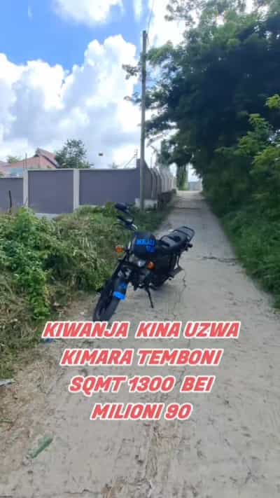 Kiwanja kinauzwa Kimara Temboni, Dar Es Salaam (1300 sqm) Kiwanja kinauzwa Kimara Temboni, Dar Es Salaam (1300 sqm)