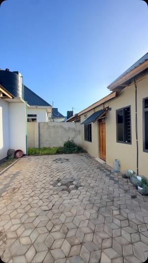 Nyumba ya chumba kimoja inapangishwa Kigamboni Geza, Dar Es Salaam Nyumba ya chumba kimoja inapangishwa Kigamboni Geza, Dar Es Salaam