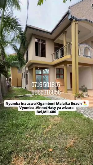 Nyumba ya vyumba vinne inauzwa Kigamboni (Mikadi/Malaika Beach), Dar Es Salaam (1200 sqm) Nyumba ya vyumba vinne inauzwa Kigamboni (Mikadi/Malaika Beach), Dar Es Salaam (1200 sqm)