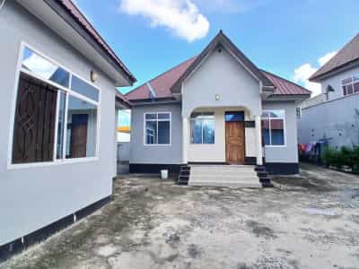 Nyumba ya vyumba vitatu inapangishwa Tabata Kinyerezi Kifuru, Dar Es Salaam