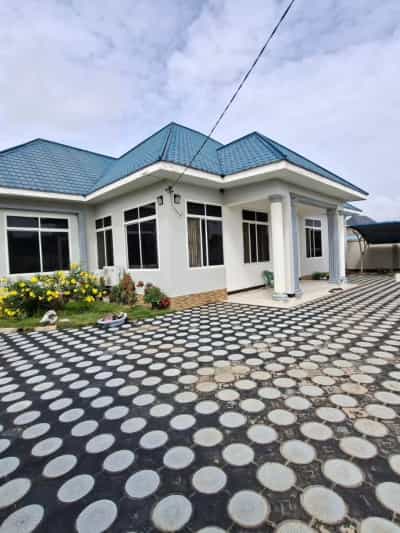 4 Bedrooms House for Rent in Mbweni Kiembeni, Dar Es Salaam